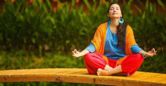 Kerala govt to start 10,000 yoga clubs this year