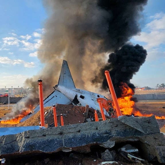 South Korea's Jeju Air crash: What caused the massive accident? | Travel | Onmanorama
