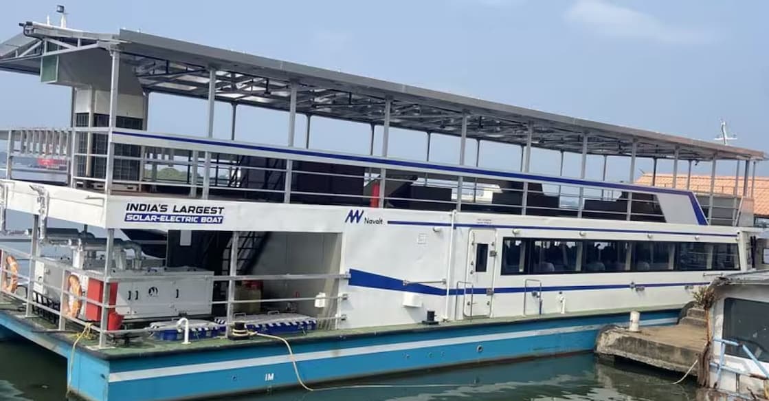 solar-boat-indra The boat operates two services daily at 11 am and 4 pm. Photo: Krishna Kumar K E