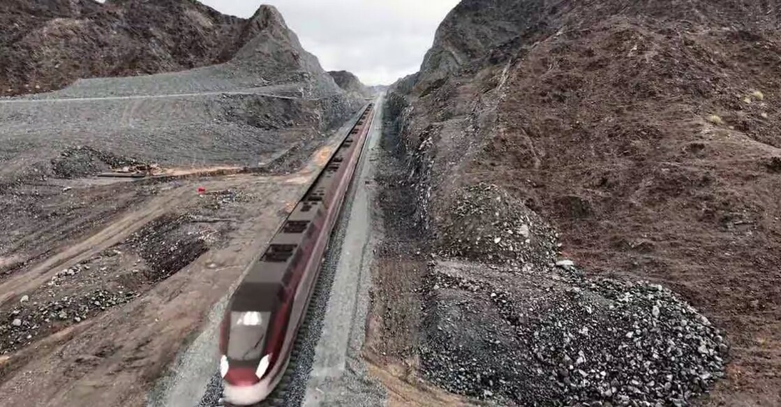 The passenger train can speed up to 200 kilometres per hour, covering the distance between Sohar and Abu Dhabi in 1 hour 40 minutes, and 1 hour 47 minutes between Sohar and Al Ain. Photo: Ethihad Rail/screencrab
