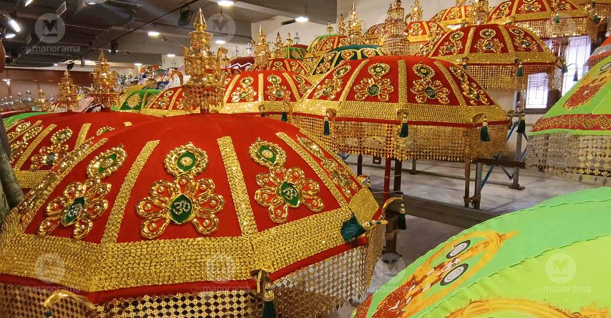thrissur-pooram-expo2 Umbrellas at Thrissur Pooram 'Aana Chamayam Expo.' Photo: Josemon Varghese