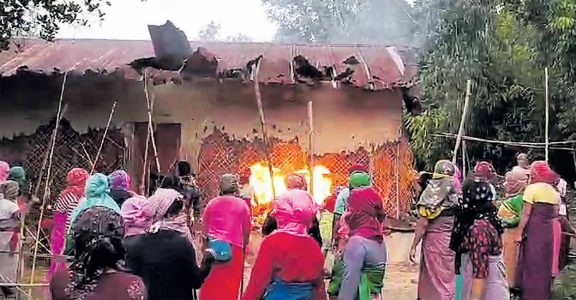 Manipuri women set fire to house of accused for parading 2 women naked |  Manipur viral video| Onmanorama