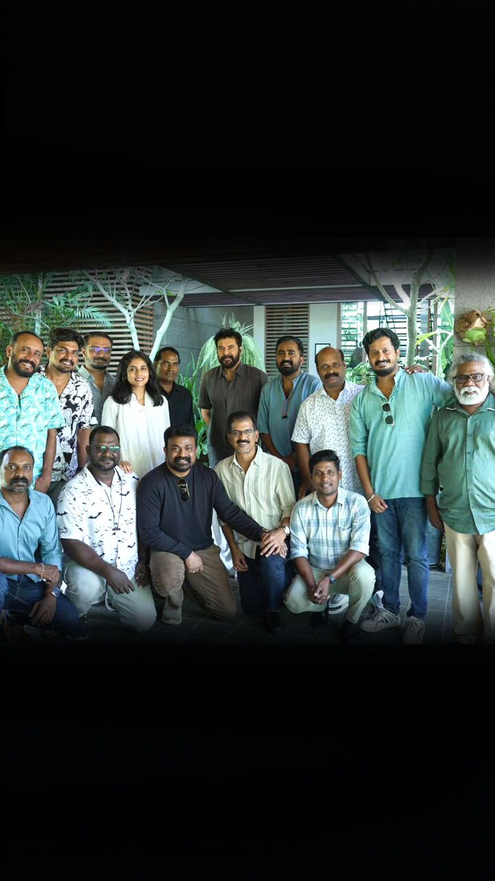 Mammootty all praise for 'Aattam', invites team to his home 