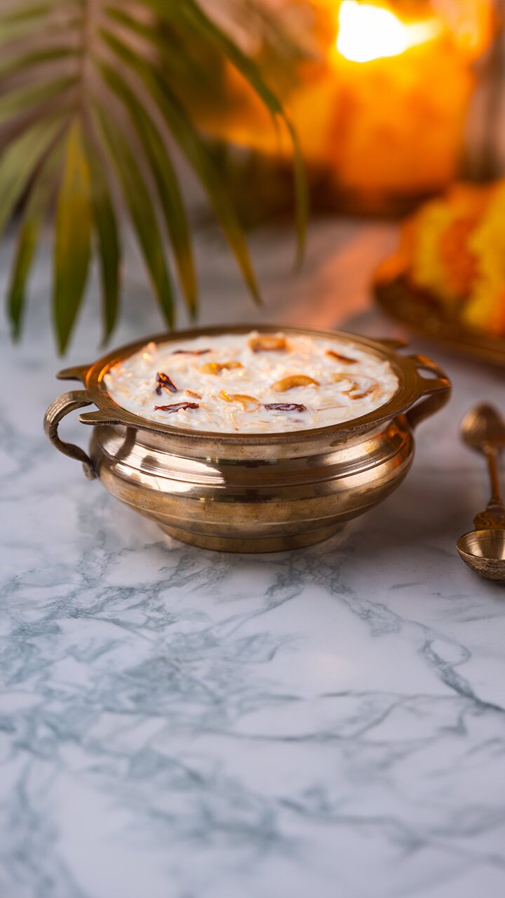 Payasam sticking to the bottom off the vessel