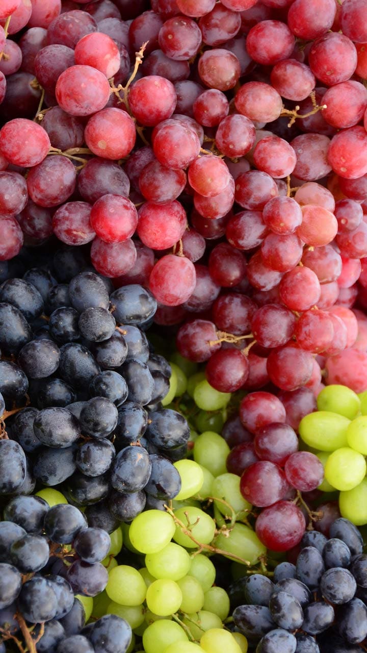 Best ways to remove pesticides from grapes