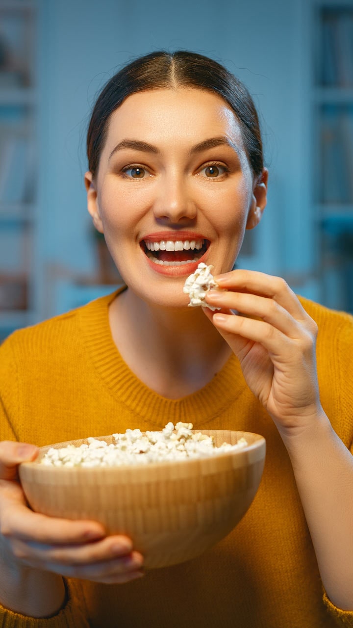 If reaching for your favourite snack is a late-night habit for you, it might affect your health adversely, according to experts. Here are a few reasons why eating late can be hard on your body, according to experts.