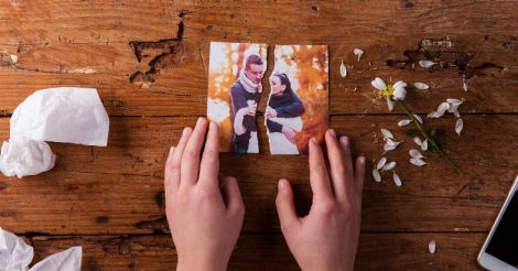 Bombay HC lets NRI woman to record consent for divorce via Skype