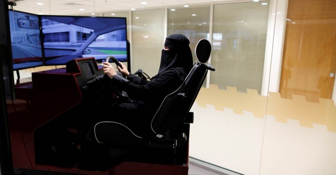 Saudi women use wedding contracts to assert right to drive