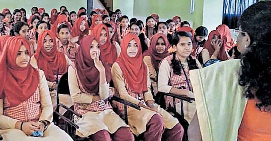 palakkad-girl-students