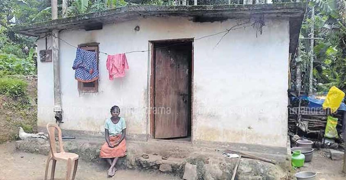 Woman walks two km before delivery at bus shelter