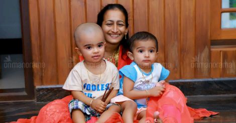 Born armless, Swapna says my foot and flies into world of colours