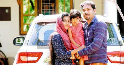 Vlogs for a cause add torque to this woman biker