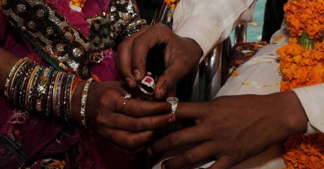 Bride elopes with priest who performed wedding rituals