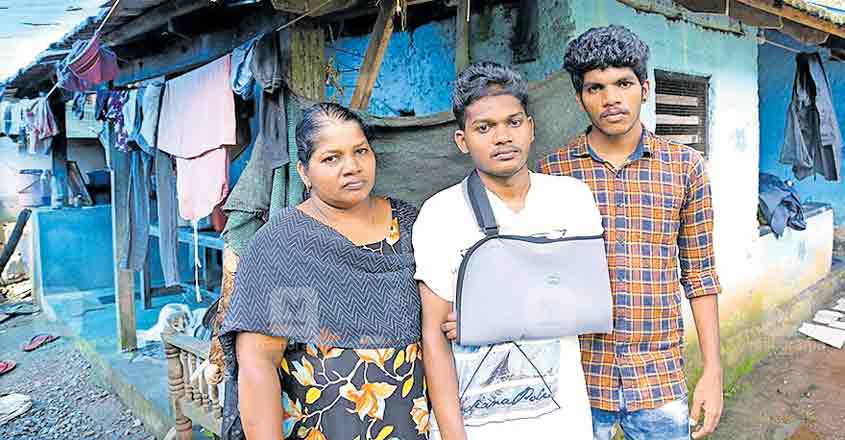 Homeless Kerala woman was offered a house, this is what she said… Homeless Kerala woman was offered a house, this is what she said…